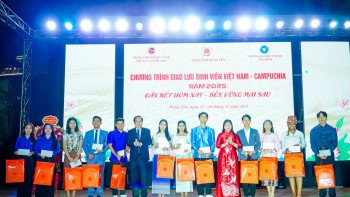 លើកកម្ពស់ប្រសិទ្ធភាពកិច្ចសហប្រតិបត្តិការអភិវឌ្ឍន៍ធនធានមនុស្ស វៀតណាម - កម្ពុជា