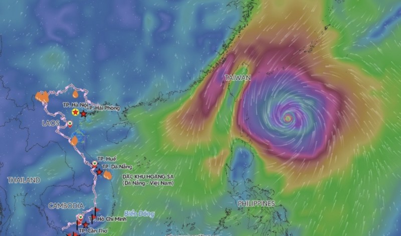 Super Typhoon Champi is not expected to enter the East Sea but is generating strong winds and high waves in its northern waters. Source: VNDMS