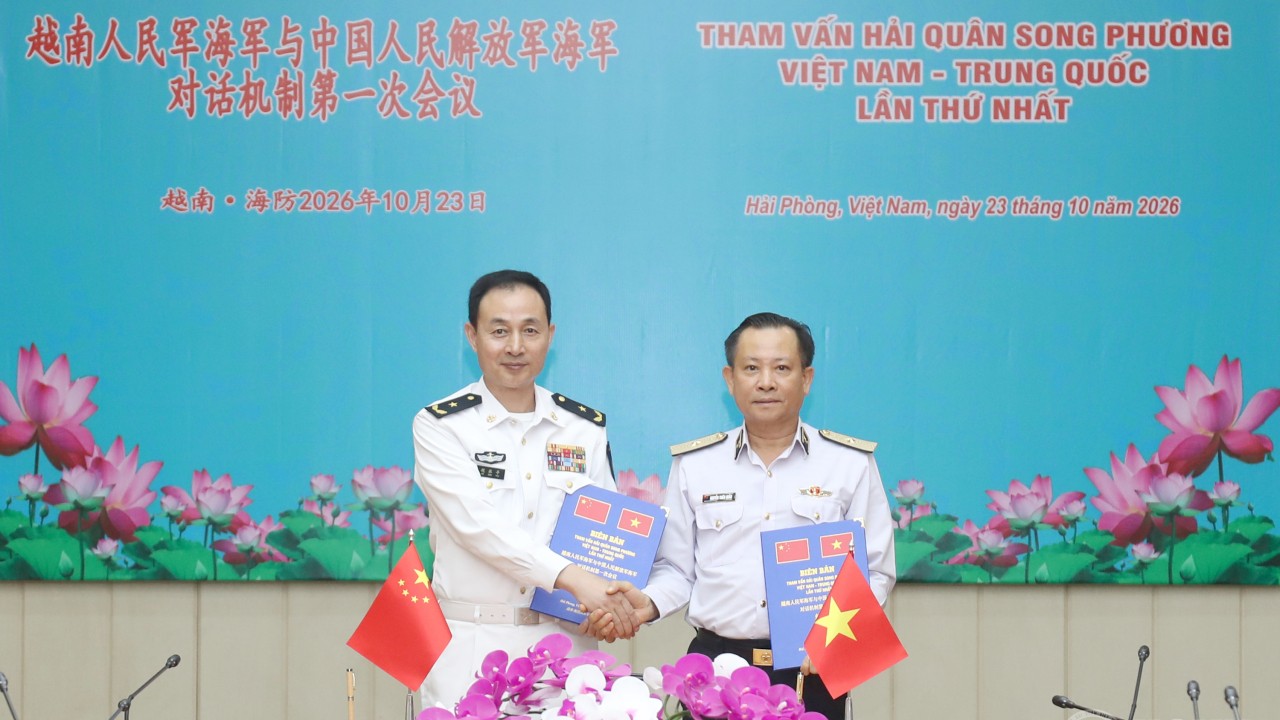 Hải quân Việt Nam và Trung Quốc tăng cường hợp tác song phương