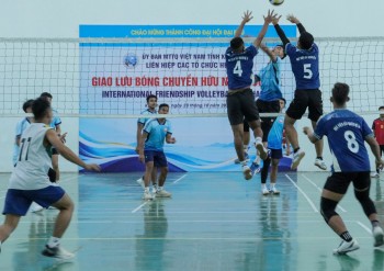 Giao lưu bóng chuyền hữu nghị quốc tế tại Khánh Hòa