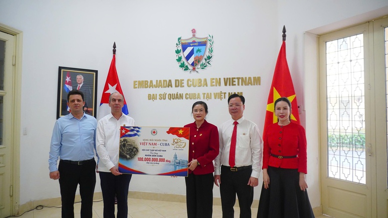 Ngoại giao nhân dân nhằm củng cố quyền lãnh đạo tư tưởng của chủ nghĩa quốc tế: Ví dụ thực tiễn về tình đoàn kết giữa Việt Nam và Cuba Ngoại giao nhân dân nhằm củng cố quyền lãnh đạo tư tưởng của chủ nghĩa quốc tế: Ví dụ thực tiễn về tình đoàn kết giữa Việt Nam và Cuba