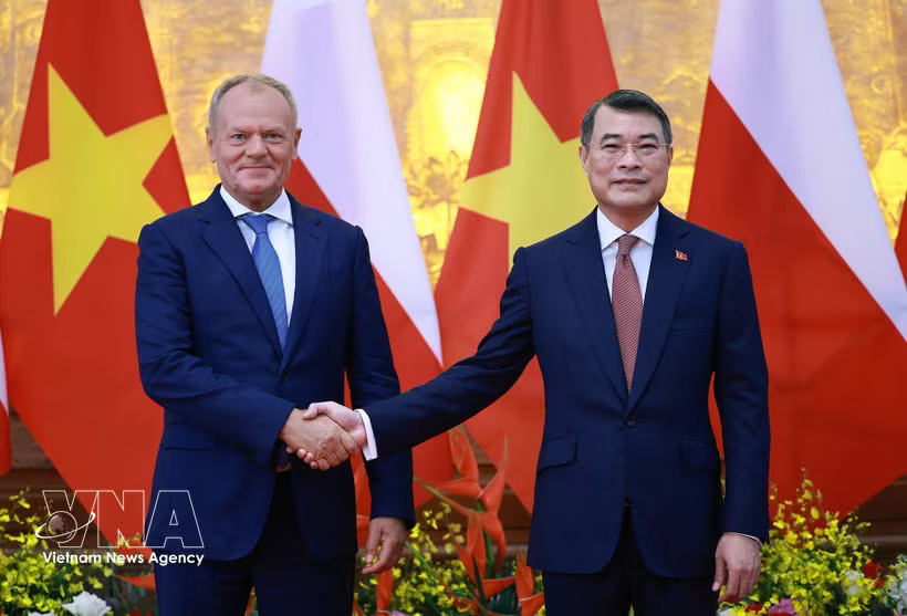 Vietnam, Poland Issue Joint Statement on Establishment of Strategic Partnership Vietnam, Poland Issue Joint Statement on Establishment of Strategic Partnership