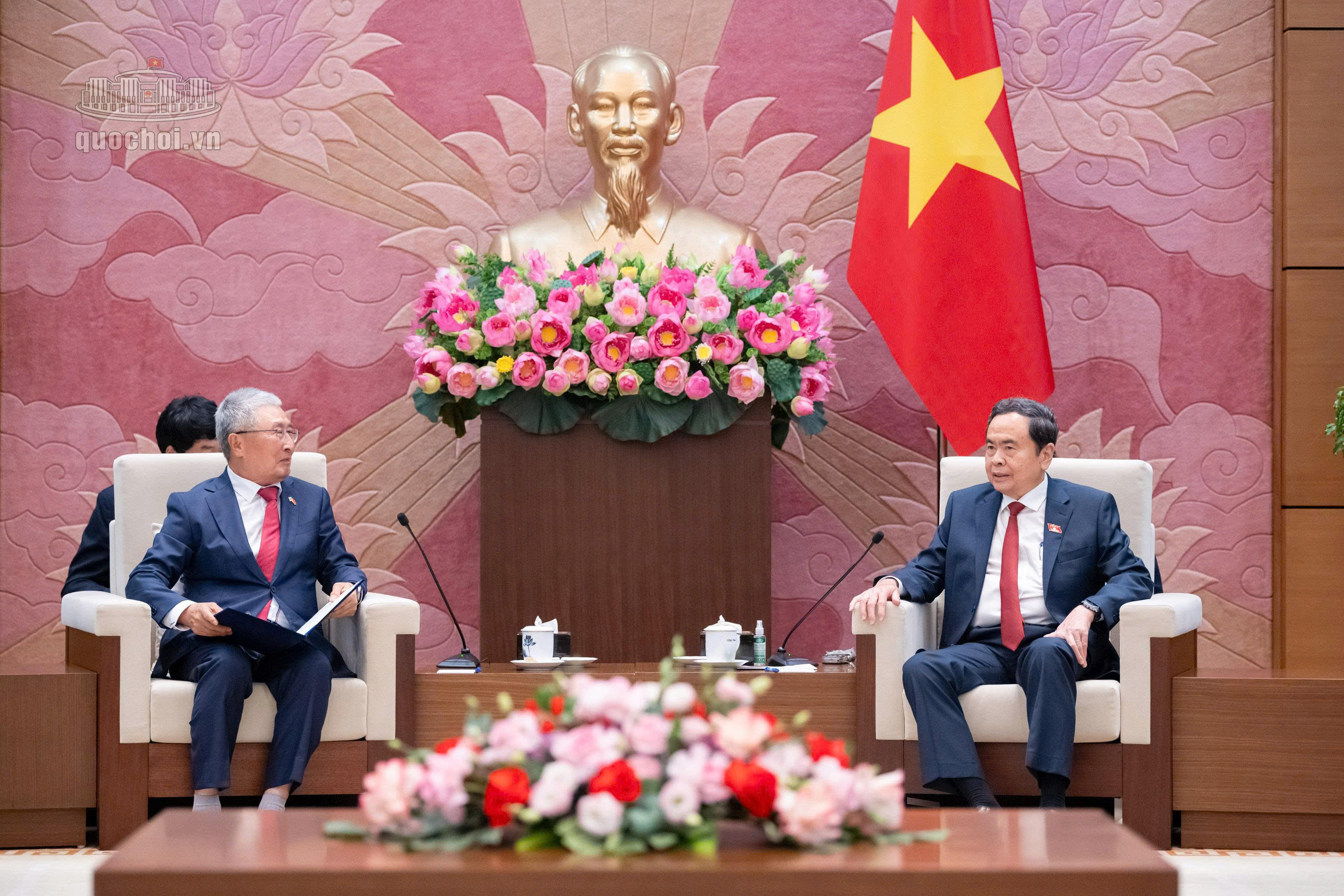 Chủ tịch Quốc hội Trần Thanh Mẫn tiếp Chủ tịch Hội hữu nghị Hàn Quốc – Việt Nam Chủ tịch Quốc hội Trần Thanh Mẫn tiếp Chủ tịch Hội hữu nghị Hàn Quốc – Việt Nam