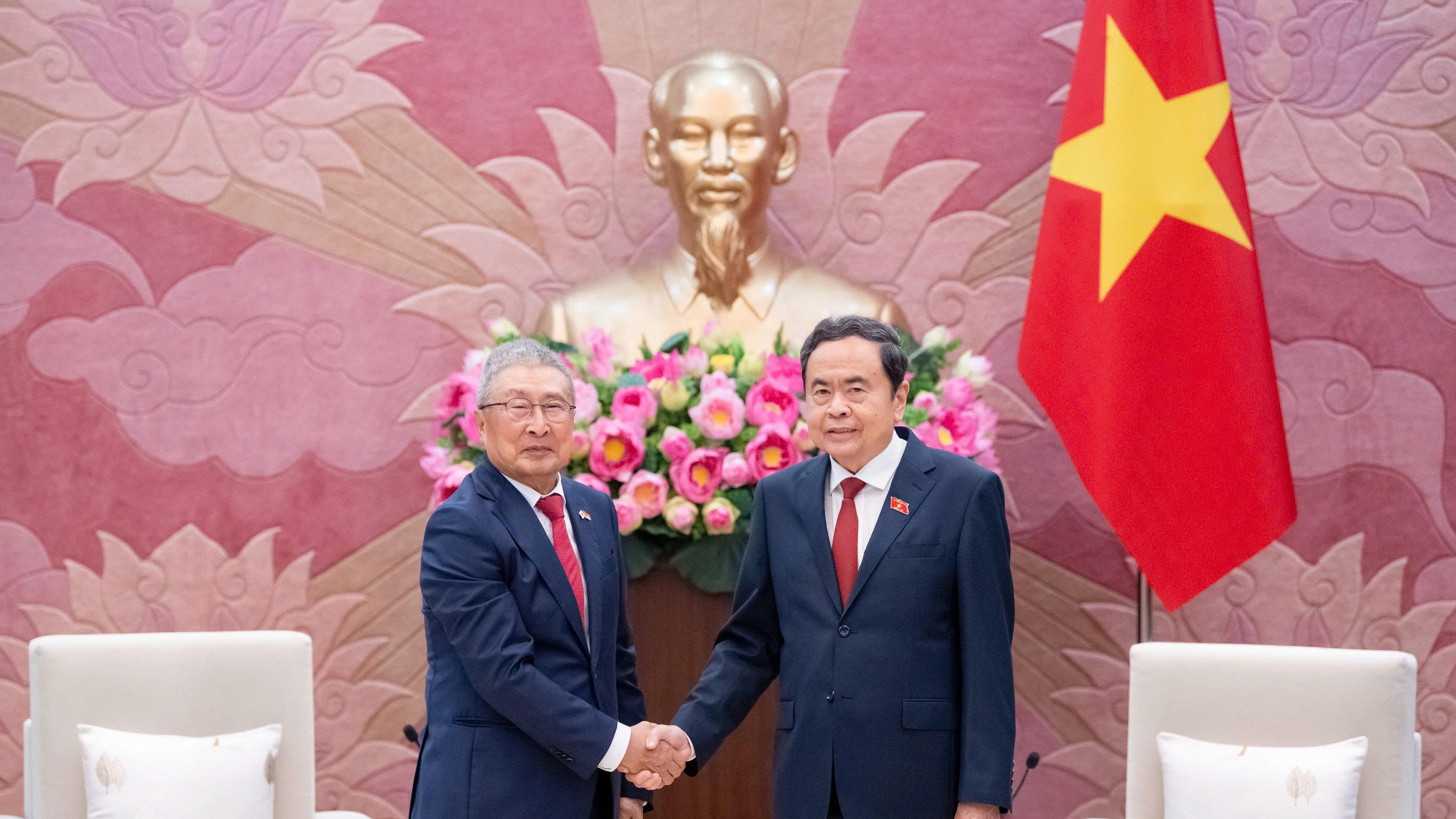Chủ tịch Quốc hội Trần Thanh Mẫn tiếp Chủ tịch Hội hữu nghị Hàn Quốc - Việt Nam
