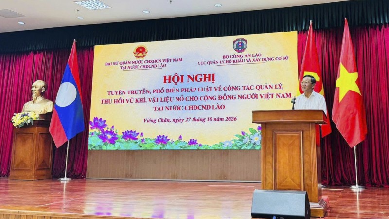 ແນະນຳຊາວຫວຽດນາມຢູ່ລາວ ໃຫ້ມອບອາວຸດ ແລະ ວັດຖຸລະເບີດ