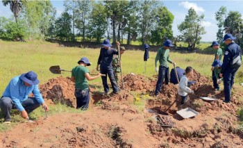 ក្រុម K ទាំងបីប្រមូលបានអដ្ឋិធាតុយុទ្ធជនពលីចំនួន ៩ នៅកម្ពុជា នាថ្ងៃទី ៥ ខែតុលា