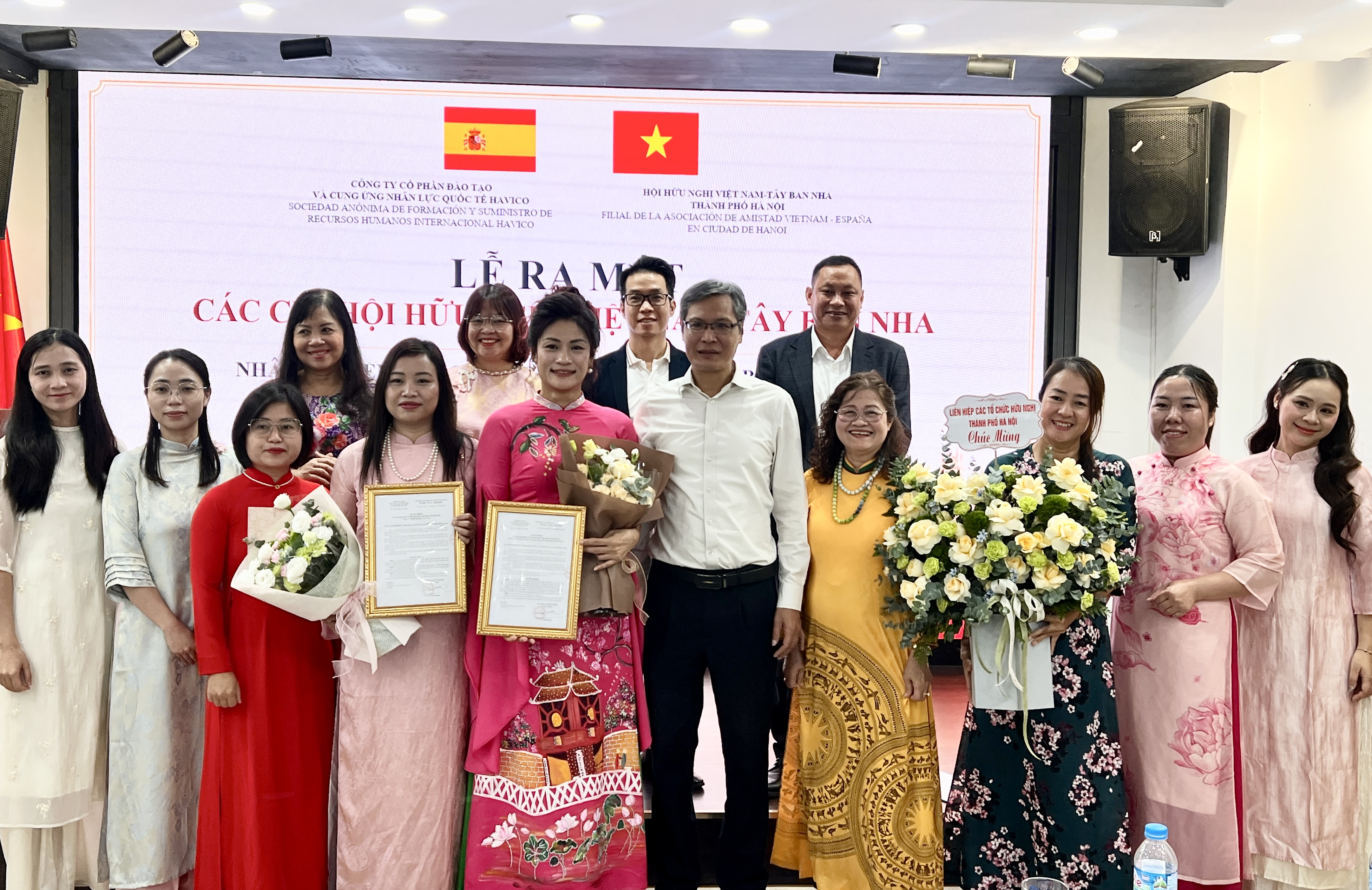 Phát huy vai trò đối ngoại nhân dân trong quan hệ Việt Nam - Tây Ban Nha