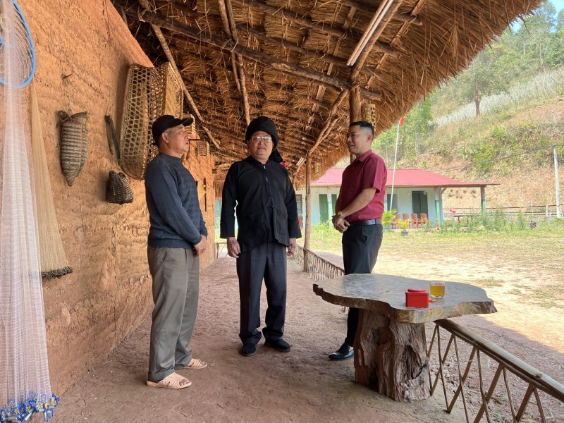Người giữ ngọn lửa biên cương