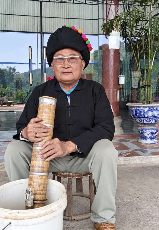 Người giữ ngọn lửa biên cương