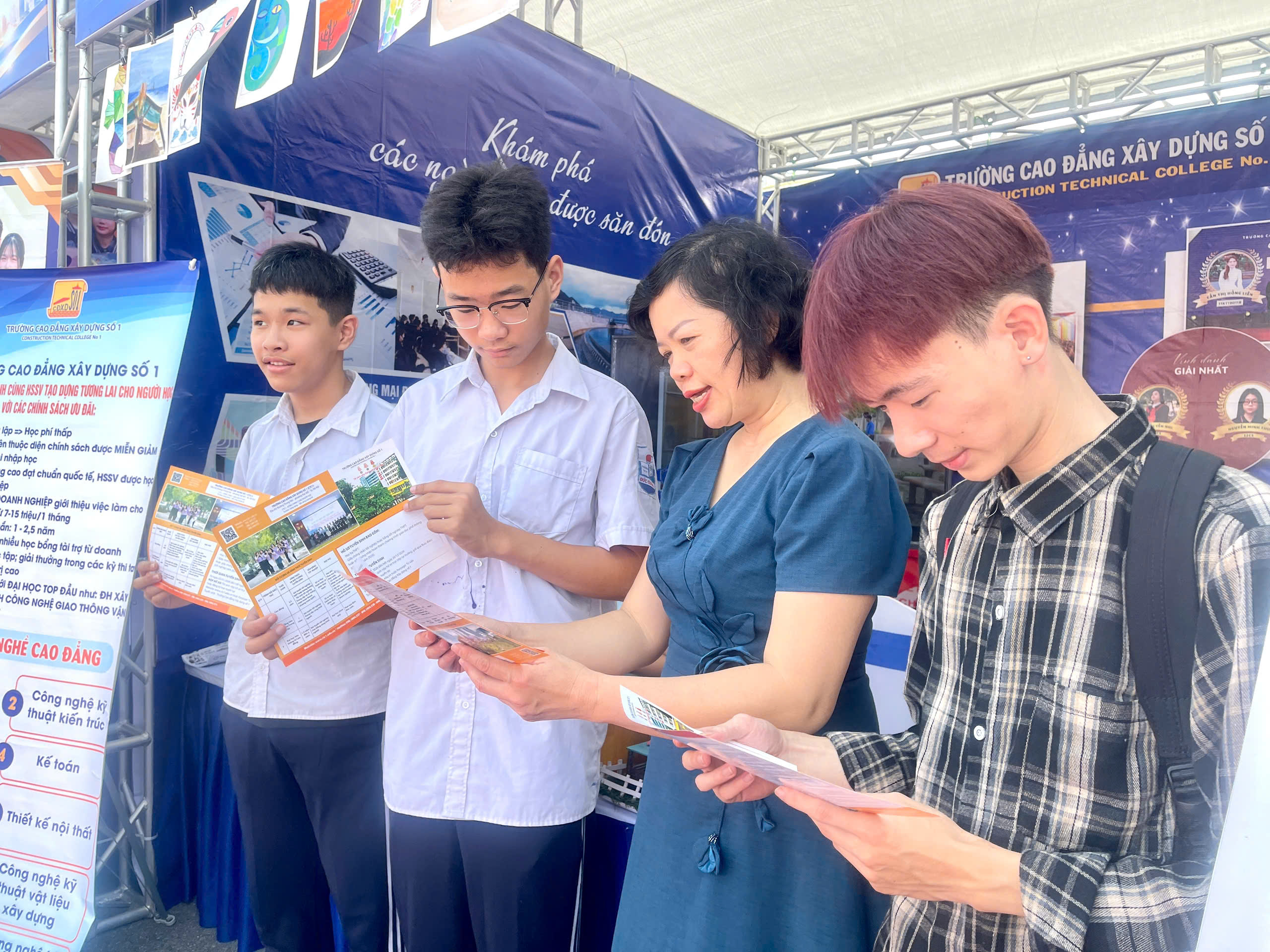 Mở rộng cơ hội việc làm, tăng sức hút nhân lực ngành xây dựng, cơ khí, giao thông