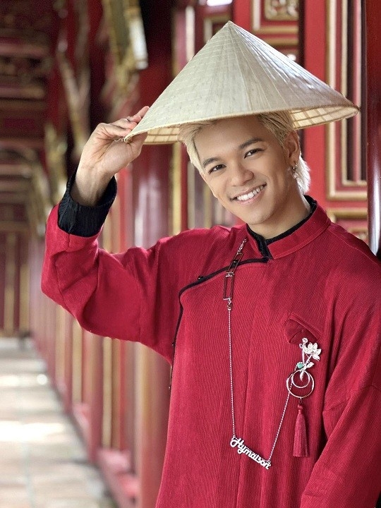 Чемпион Vietnam Idol 2015 вошел в финал конкурса песни «Евровидение» в Германии