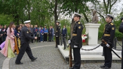 Во Владивостоке отметили 100-летие прибытия во Владивосток Хо Ши Мина