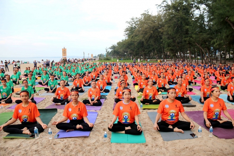 8-й Международный день йоги пройдет во многих провинциях и городах 8-й Международный день йоги пройдет во многих провинциях и городах