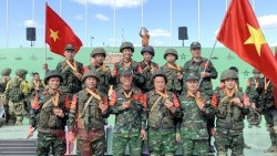 АрМИ-2021: Команда вьетнамских военных инженеров завоевала бронзовую медаль в соревновании «Безопасный маршрут»