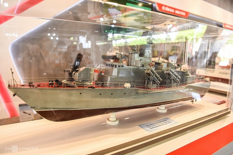 В АрМи-2021 представлено 200 единиц военной техники вьетнамского производства