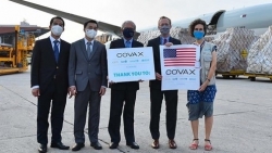 Вакцины против COVID-19 по механизму COVAX прибыли во Вьетнам