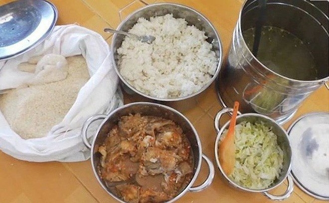 Cho tôi hỏi, phụ huynh có ai vào được khu bếp trường mầm non chưa? cho toi hoi phu huynh co ai vao duoc khu bep truong mam non chua