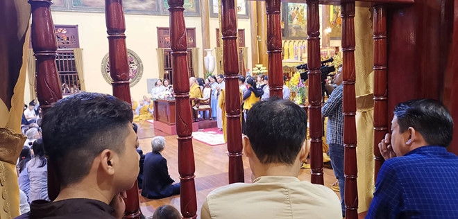Trụ trì chùa Ba Vàng nói 'bị các thế lực tà đạo bôi xấu' tru tri chua ba vang noi bi cac the luc ta dao boi xau