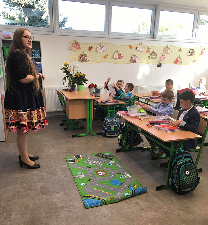Người Việt ở nước ngoài: "Học đại học xong sang đây rửa xe à?" nguoi viet o nuoc ngoai hoc dai hoc xong sang day rua xe a
