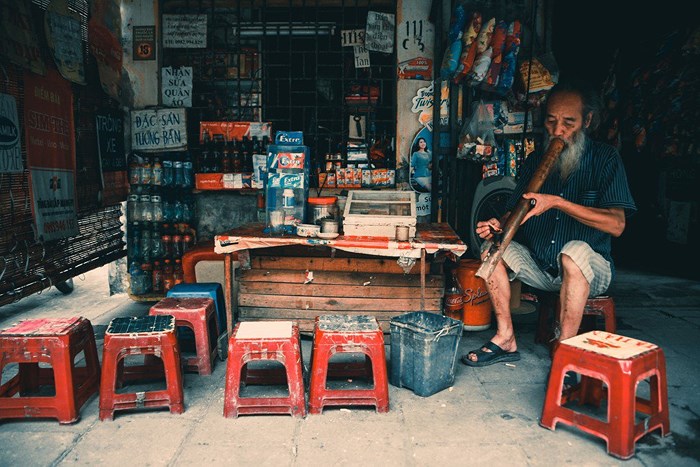 Xa Hà Nội nhớ trà đá vỉa hè… xa ha noi nho tra da via he
