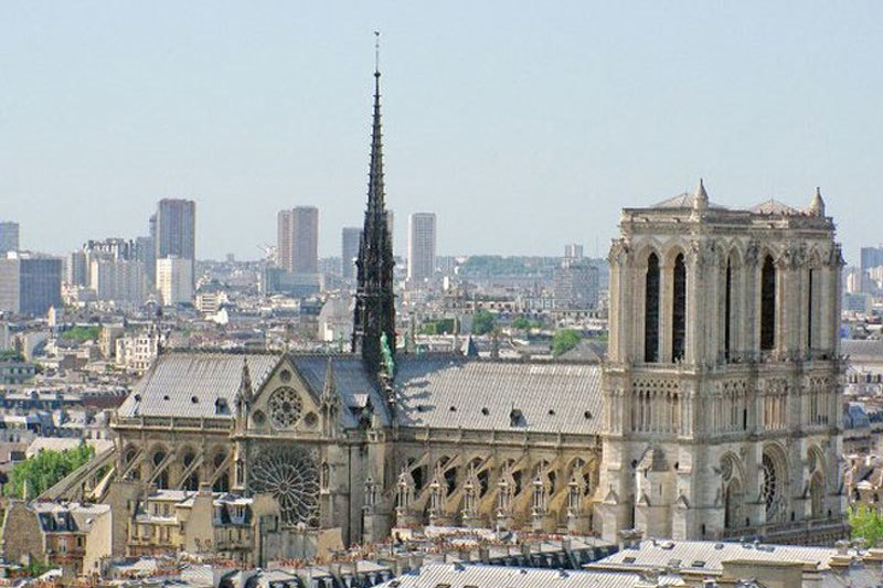 Vẻ đẹp tuyệt vời của Nhà thờ Đức Bà Paris trước vụ cháy ve dep tuyet voi cua nha tho duc ba paris truoc vu chay