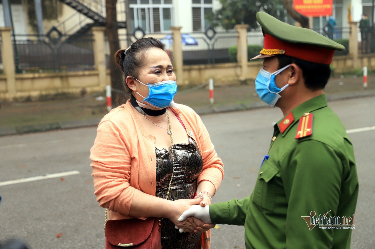 nu viet kieu phap het cach ly 14 ngay la mot ky niem rat dep cua cuoc doi toi