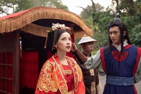 4 nu ca sy hat do nhung so huu nhan sac tuyet dinh cua showbiz viet