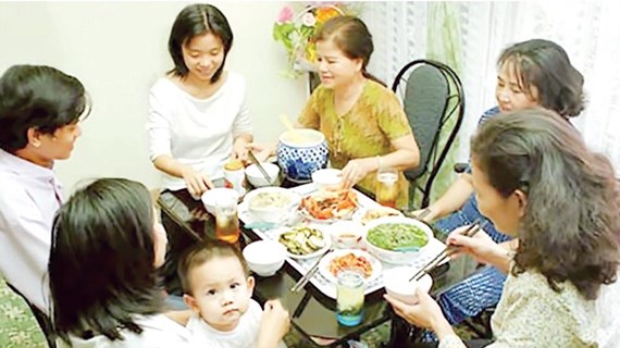 Về nhà đi con ve nha di con