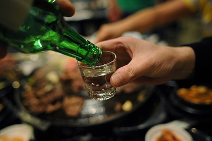 Rượu, bia chông chênh thù - bạn ruou bia chong chenh thu ban