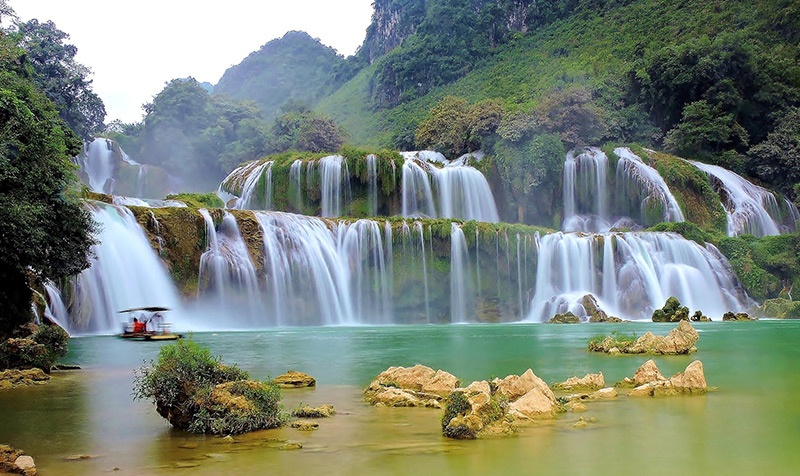 Tháng 8, ngoài Hà Nội thì đi chơi ở đâu là đẹp nhất miền Bắc? thang 8 ngoai ha noi thi di choi o dau la dep nhat mien bac