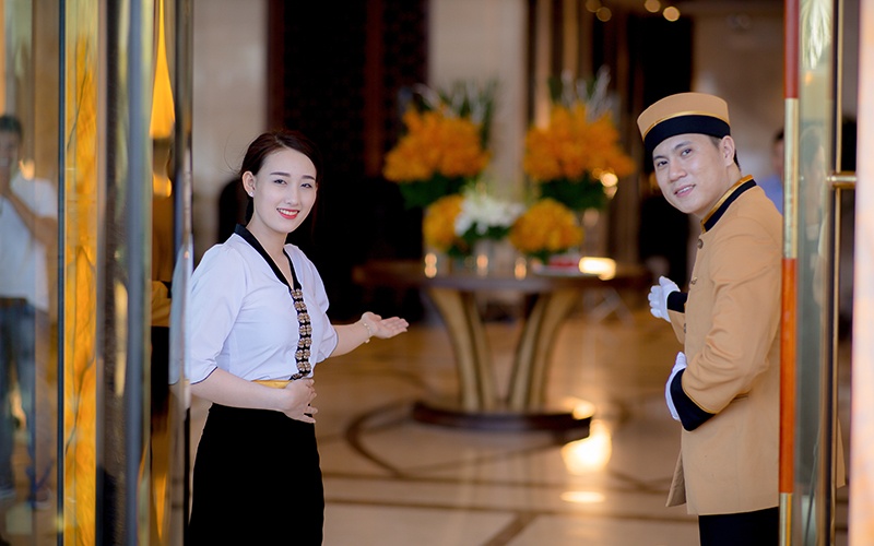 Vì sao các khách sạn thường nhận phòng vào lúc 14h và trả phòng trước 12h? vi sao cac khach san thuong nhan phong vao luc 14h va tra phong truoc 12h
