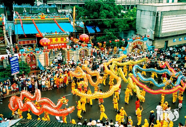 Hội nghinh Ông là gì? Vì sao hội này được coi là lễ hội nước lớn nhất của ngư dân? hoi nghinh ong la gi vi sao hoi nay duoc coi la le hoi nuoc lon nhat cua ngu dan