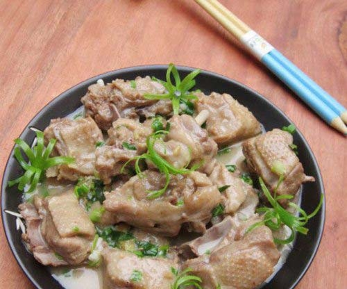 Cách làm vịt om sấu nước cốt dừa sóng sánh, ngon đậm đà cho cuối tuần cach lam vit om sau nuoc cot dua song sanh ngon dam da cho cuoi tuan
