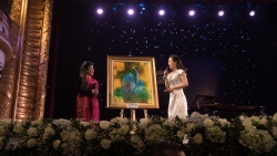 dai su quan an do vinh danh hoa sy van duong thanh hau le ky niem 150 ngay sinh cua anh hung dan toc mahatma gandhi