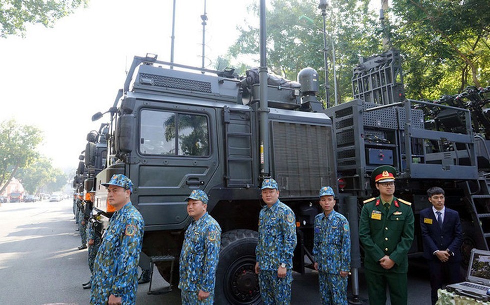 Việt Nam lần đầu công khai hệ thống tên lửa phòng không sát thủ từ Israel viet nam lan dau cong khai he thong ten lua phong khong sat thu tu israel