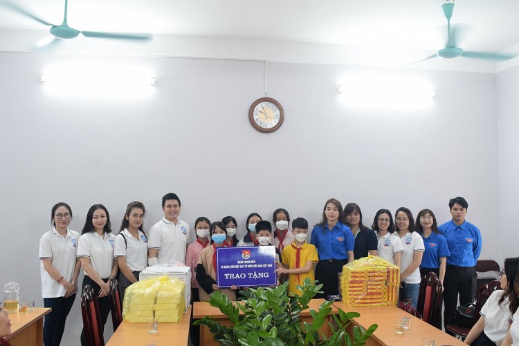 Đoàn Thanh niên VUFO tổ chức hoạt động về nguồn Đoàn Thanh niên VUFO tổ chức hoạt động về nguồn