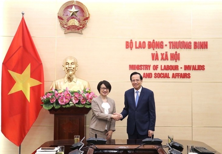 ອົງການ​ແຮງ​ງານ​ສາກົນ​ຕີ​ລາຄາ​ສູງ​ຄຳ​ໝັ້ນ​ສັນຍາ​ຂອງ​ຫວຽດນາມ ​ໃນ​ການ​ຮັບປະກັນ​ປະກັນໄພ​ສັງຄົມ