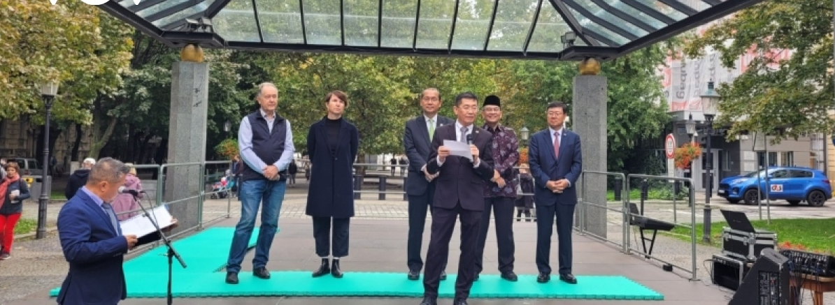 ເຊີດ​ຊູ​ສີ​ສັນ​ວັດ​ທະ​ນະ​ທຳຫວຽດ​ນາມ ຜ່ານ​ວັນ​ບຸນອາ​ຊີ 2022
