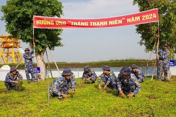 ຊາວໜຸ່ມກອງທັບເຮືອ ຕອບສະໜອງເດືອນຊາວໜຸ່ມ 2024, ເຜີຍແຜ່ການປູກຈິດສຳນຶກກ່ຽວກັບການປົກປັກຮັກສາສິ່ງແວດລ້ອມ ຊາວໜຸ່ມກອງທັບເຮືອ ຕອບສະໜອງເດືອນຊາວໜຸ່ມ 2024, ເຜີຍແຜ່ການປູກຈິດສຳນຶກກ່ຽວກັບການປົກປັກຮັກສາສິ່ງແວດລ້ອມ