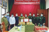 ທະຫານຊາຍແດນ ແທງຮວາ ມອບອຸປະກອນການແພດໃຫ້ ແຂວງຫົວພັນ (ລາວ) ເພື່ອປ້ອງກັນພະຍາດ Covid-19