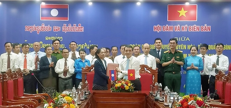 ສ້າງເງື່ອນໄຂສະດວກໃຫ້ວິສາຫະກິດ ຢູ່ຕາແສງ ຕວຽນຮວາ ແລະ ນາກາຍ ໃນການຜະລິດ, ແລກປ່ຽນການຄ້າ ສ້າງເງື່ອນໄຂສະດວກໃຫ້ວິສາຫະກິດ ຢູ່ຕາແສງ ຕວຽນຮວາ ແລະ ນາກາຍ ໃນການຜະລິດ, ແລກປ່ຽນການຄ້າ