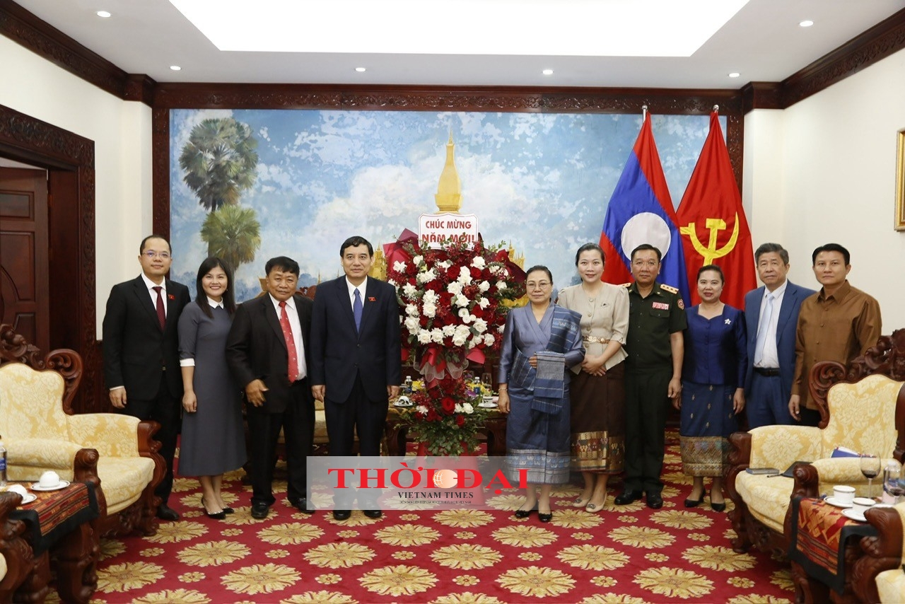ສະມາຄົມມິດຕະພາບຫວຽດນາມ - ລາວ ຂໍອວຍພອນໃຫ້ປະຊາຊົນລາວ ຈົ່ງມີຄວາມສຸກຄວາມຈະເລີນໃນບຸນປີໃໝ່ລາວ ພສ 2567