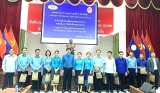 ອົງການກຳມະບານການຄົມມະນາຄົມຂົນສົ່ງຫວຽດນາມ ແບ່ງປັນປະສົບການກັບອົງການກຳມະບານລາວ