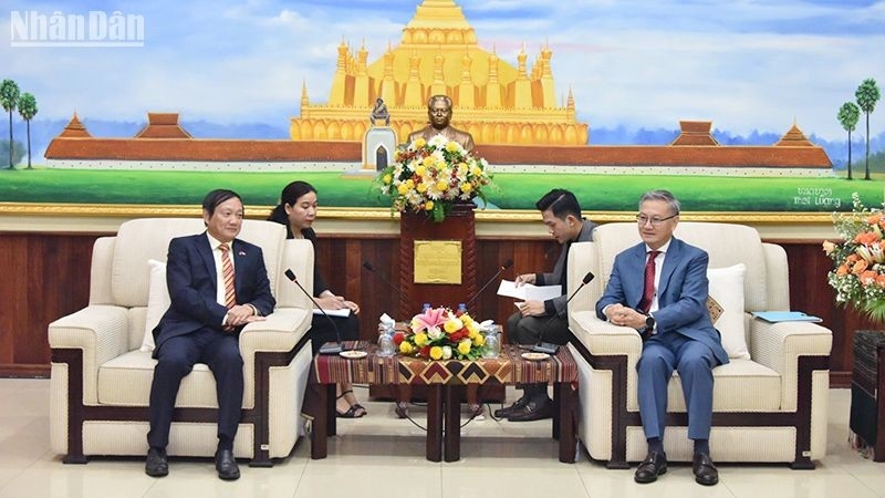 ຄະນະພົວພັນຕ່າງປະເທດສູນກາງພັກປະຊາຊົນປະຕິວັດລາວ ໄດ້ປະກອບສ່ວນສຳຄັນເຂົ້າໃນການເພີ່ມທະວີການພົວພັນຫວຽດນາມ - ລາວ