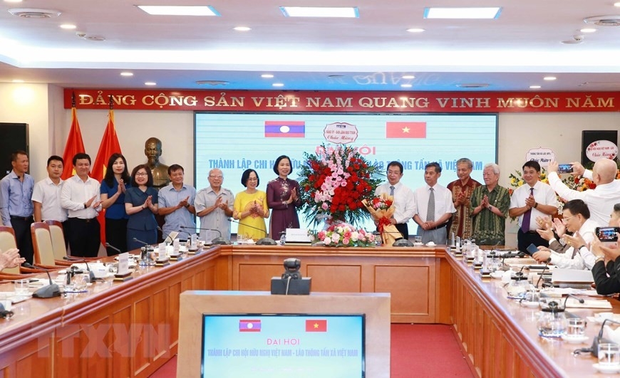 ຫວຽດນາມ - ລາວ ຊຸກຍູ້ການພົວພັນຮ່ວມມື ແລະ ຕິດພັນລະຫວ່າງສຳນັກງານຂ່າວສານແຫ່ງຊາດ 2 ປະເທດ ຫວຽດນາມ - ລາວ ຊຸກຍູ້ການພົວພັນຮ່ວມມື ແລະ ຕິດພັນລະຫວ່າງສຳນັກງານຂ່າວສານແຫ່ງຊາດ 2 ປະເທດ