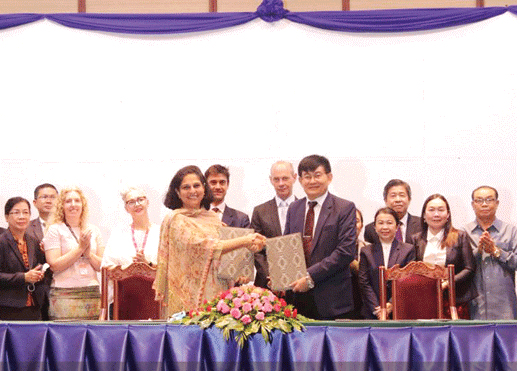 ປະເທດລາວ ປະກາດການສ າງຕ ງສະຫະພ ນຊາວໜ ມ ຢ າງເປ ນທາງການ