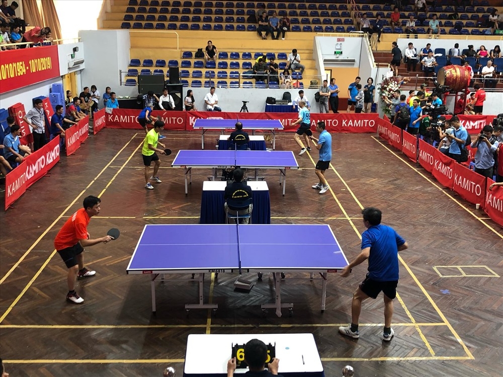 Giải bóng bàn Hội Nhà báo Việt Nam 2019: 42 cơ quan tranh giải thống nhất không dùng chai nước nhựa giai bong ban hoi nha bao viet nam 2019 nang dong doan ket va than thien moi truong