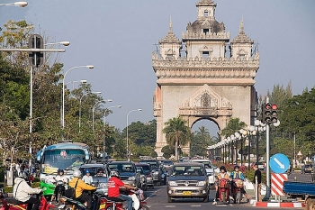 ADB: ເສດຖະກິດລາວ ຄາດວ່າຈະຟື້ນຕົວ ແລະ ເຕີບໃຫຍ່ໃນປີ 2021