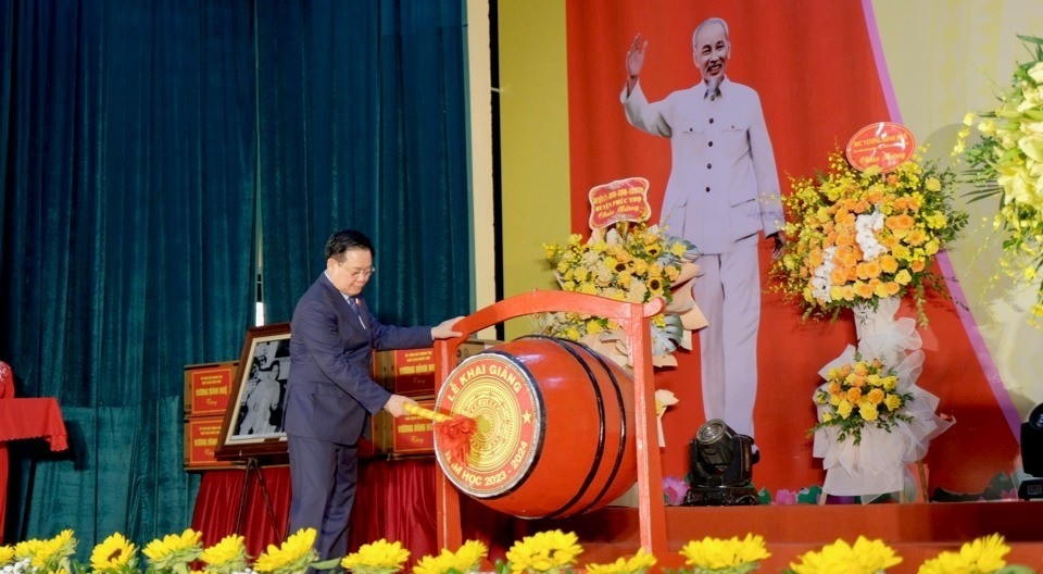 ຄູອາຈານແມ່ນແບບຢ່າງຈັນຍາບັນ, ການຮຽນດ້ວຍຕົນເອງ ແລະ ຄວາມຄິດສ້າງສັນ ຄູອາຈານແມ່ນແບບຢ່າງຈັນຍາບັນ, ການຮຽນດ້ວຍຕົນເອງ ແລະ ຄວາມຄິດສ້າງສັນ