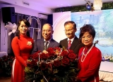 ປະຊາຄົມຊາວຫວຽດນາມ ຢູ່ ໂປໂລຍ ສະເຫຼີມສະຫຼອງ 68 ປີແຫ່ງວັນປົດປ່ອຍນະຄອນຫຼວງ